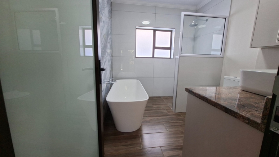 3 Bedroom Property for Sale in Stilbaai Wes Western Cape